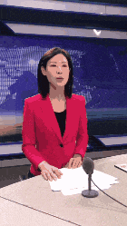 一起|搞笑GIF:我不要和这个家伙拴在一起!太恶心了!