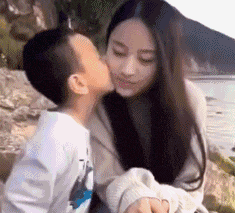 多人|搞笑GIF趣图：还是第一次见健身房里面有这么多人