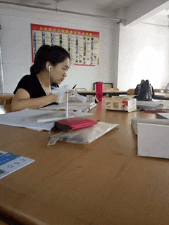 妹子|搞笑GIF: 逗比妹子一枚, 尤其是她那个流氓眼睛