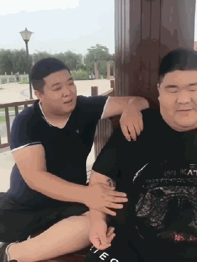 厉害|搞笑GIF：好赞，路人厉害了