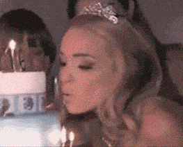 子真|搞笑GIF趣图：妹子，你养的狗子真可爱，能背着篓子逛超市