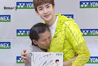 舞会|当一个女装大佬在舞会上丢了一只鞋后...