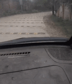 功力|搞笑GIF：这功力可以啊！竟然真的砸不到！