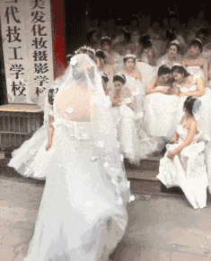 没想到|搞笑GIF:你别碰我,我自己知道怎么玩