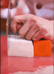 肯定|好不好吃一回事, 就是给钱看人秀刀工的