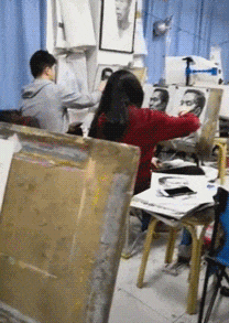 哥们|爆笑GIF: 哥们, 不是对手打败了你, 是你自己打败了自己