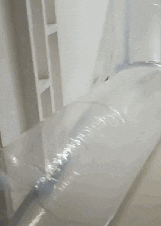 妹子|搞笑GIF：妹子，喝完这杯还有三杯！