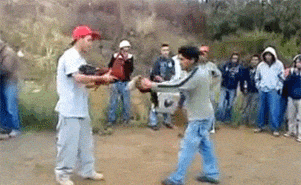 大吵大闹|搞笑GIF趣图:确认过眼神，是打不过的人快跑！