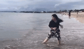 橙汁|搞笑GIF: 二师弟, 去给我拿瓶橙汁来
