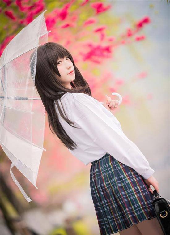 幽默笑话|幽默笑话:他为了摆脱矮子的外号,于是便每餐都吃很多