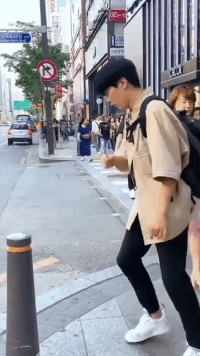 情况|搞笑GIF：这什么情况，怎么这么多鱼？