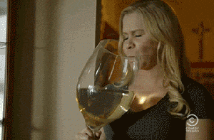 妹子|搞笑GIF：看的我都疼