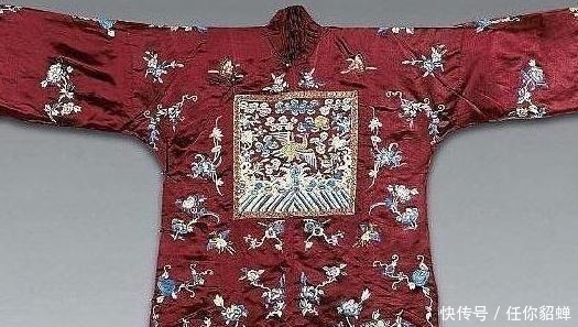 都会加封他们的夫人为诰命夫人,那这个诰命夫人是在唐朝以后,一直到