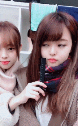 喇叭裤|搞笑GIF趣图：这种喇叭裤有多少80，90的回忆？