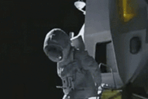 墓碑|开心一笑:清明去上坟,瞟见一个墓碑上是前男友的名字,心头一紧