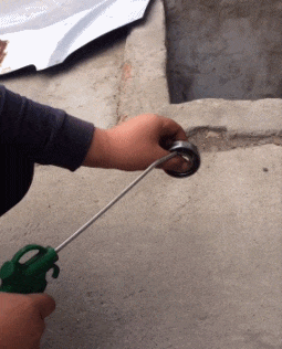 大爷|搞笑GIF：快还是你快，对不对另说