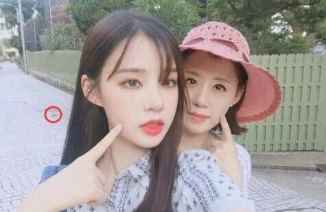 巧妙|哥们伪装的不错啊很巧妙，可是眼睛还是出卖了你