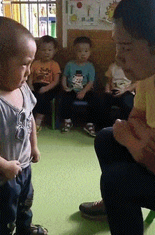 厉害|搞笑GIF：好赞，路人厉害了