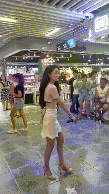 石狮子|搞笑GIF:一直以为石狮子是雕刻成型了,今天终于知道真相了