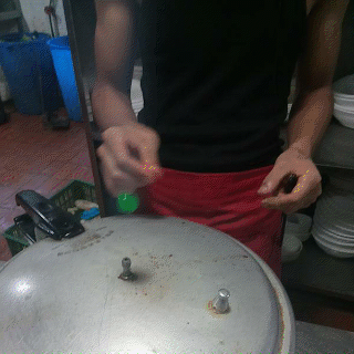 电瓶车|叔叔凭借这辆电瓶车，到达了人生巅峰