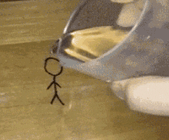 姑娘|搞笑gif趣图:媳妇,胖一点也挺好的,可以玩弄她肉嘟嘟的小脸蛋