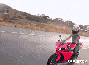 汉子|搞笑GIF: 敢于当面黑别人的人，才是真汉子！