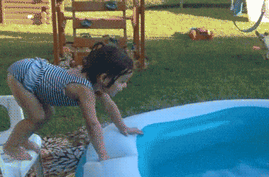 公鸡|搞笑GIF:每个男人都有爱心的