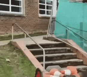 兄弟|搞笑GIF趣图：妹纸你这是练的什么神功？好腰力！