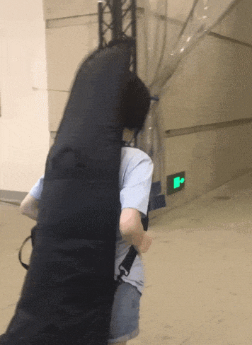 小兄弟|打球的最高境界就是,找不到球在哪,小兄弟你已经诠释了