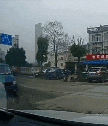 勇气|GIF趣图: 谁给你的勇气?少年