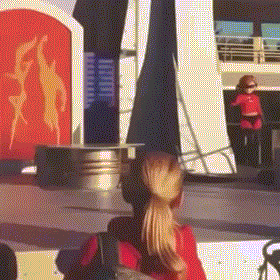 水母|每当不开心时，我都会静静坐着思考人生，想一想人为什么活着？