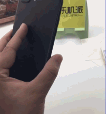 蘑菇|搞笑GIF动图:姑娘,你为了这点蘑菇,搞成这样鸟样子,不值呀