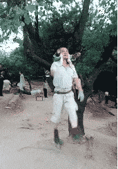 眼熟|搞笑GIF：妹子，你这碗怎么越看越眼熟呢？