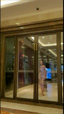 臭美|搞笑GIF：你怎么那么臭美啊！看我敷面膜，也要敷！