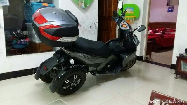 拐弯|电动自行车改三轮,可以趴着拐弯,有点牛逼