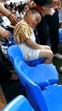 兜子|搞笑GIF趣图：媳妇，我衣服上的兜子哪去了