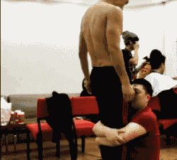 狗头|妹子，我能摸摸你的狗头么？