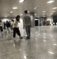 妹子|搞笑GIF趣图：妹子，你哪个单位的？!你站起来说话！