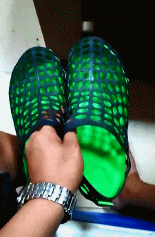 小可爱|搞笑gif:难道我不会躲?我又不傻!~