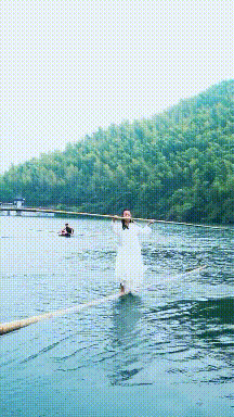 这是|搞笑GIF:这才叫情侣发型,太酷了!