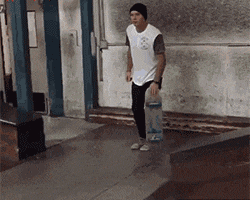 大冷|「搞笑GIF」大冷天，真心不容易，姑娘改行吧