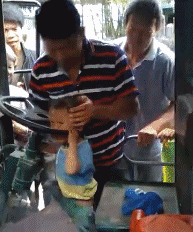 姑娘|搞笑GIF：姑娘，你有想过人家车子的感受吗