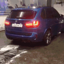 工头|GIF搞笑趣图：工头，不行啊！你这个帽子也太小了吧！