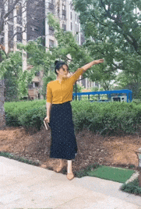 味道|搞笑GIF：不知道吃起来味道如何