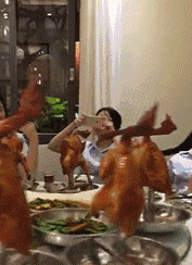 了不得|搞笑GIF:大爷了不得,技术又提高了