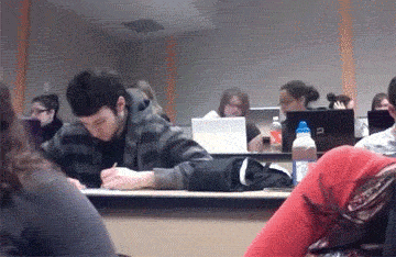 媳妇|小盆友的眼神,把孩子扔给我,你们想去干嘛