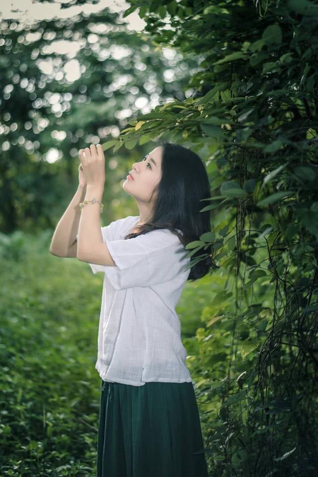 妹子|搞笑段子:哥,你想泡妹子得下点本钱