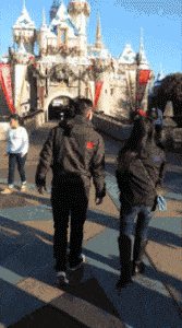 田螺|开心笑话：昨天晚上和媳妇陪她闺蜜吃烧烤，旁边坐了四个二十左右