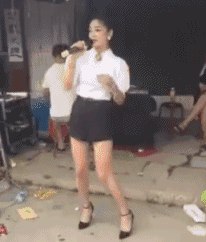 寝室|搞笑GIF:寝室的音乐高手,看来今天没有吃药!