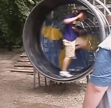 箱子|搞笑GIF:箱子失控,然后继续翻车